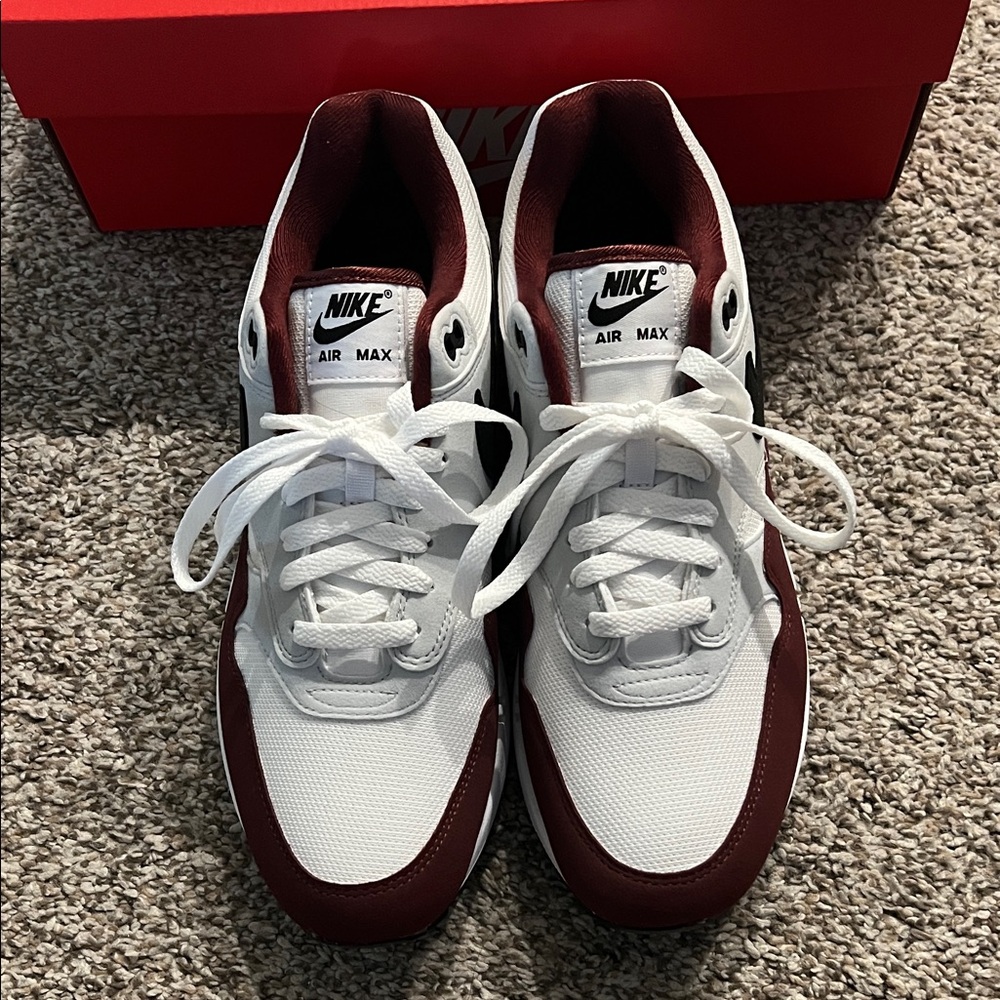 New in Box Nike Air Max 1 Sneakers - White, Burgundy Red and Black - Picture 5 of 9
